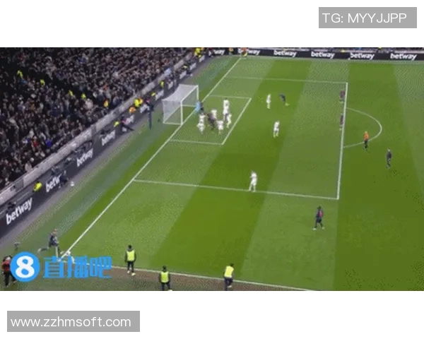 足总杯激战曼城与尤文图斯0比0平局战术分析与精彩瞬间回顾